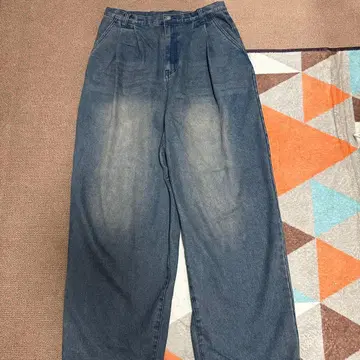 케미컬 워시/오버다이 2턱 와이드 데님 팬츠