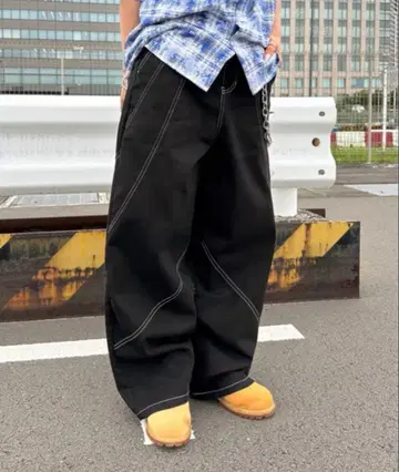 스티치 배기 데님