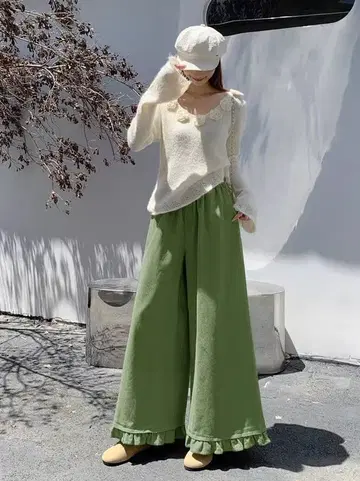 겨울의 넉넉한 팬츠 외출, 모임, 여행에 최적!