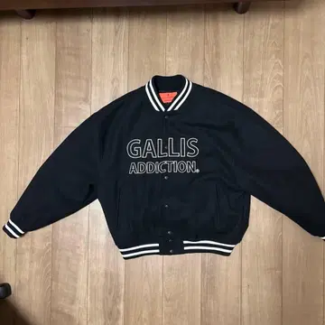 GALLIS ADDICTION 바시티 자켓 블랙