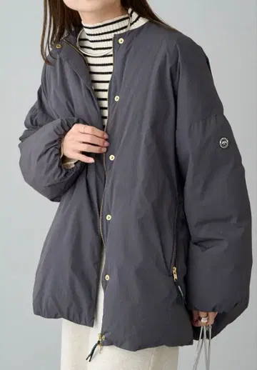 프렌치 덕 다운 사이드 지퍼 자켓