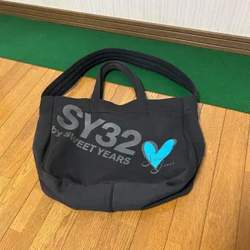 SY32 by SWEET YEARS 토트백 락카백