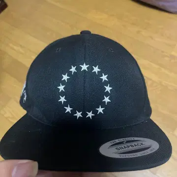 레어 YUPOON THE CLASSICS SNAPBACK
