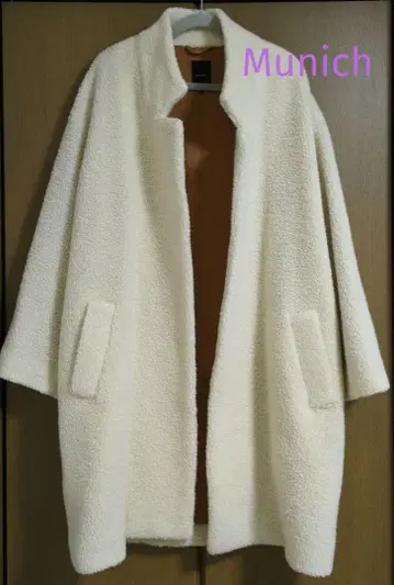 새상품급 Munich 시보아 코트 아이보리 일본제 S 사이즈