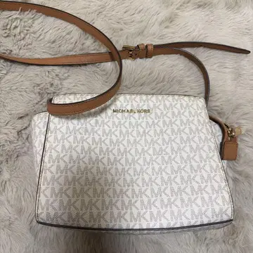 MICHAEL KORS MK 로고 숄더백