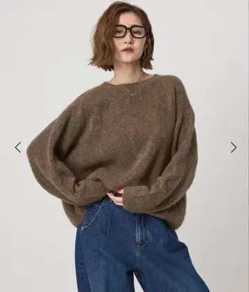 conte 샤기 크루넥 니트