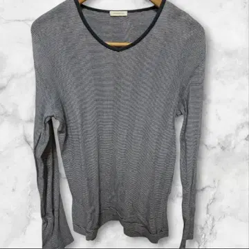 상태 A+ 투모로우랜드 보더 티셔츠