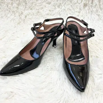 라보키고시 백 스트랩 펌프스