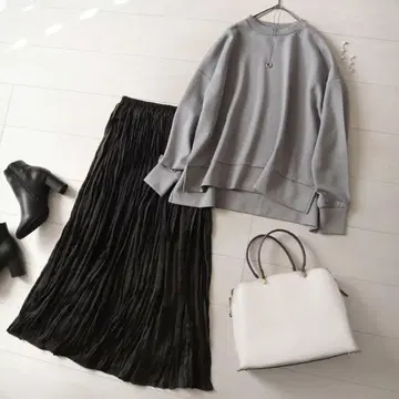 그레이 차콜 블랙 어반 리서치 던볼 티셔츠 플리츠 스커트 긴팔