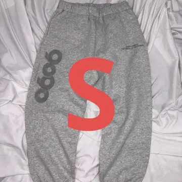 9090 girl OG Logo Sweat Pants