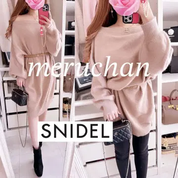 [ 새상품 ] 스나이델 오프숄더 벨트 니트 원피스 스웨터 벨트 포함