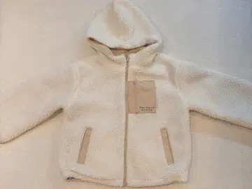 플리스 자켓 후드 부착 보아 소재