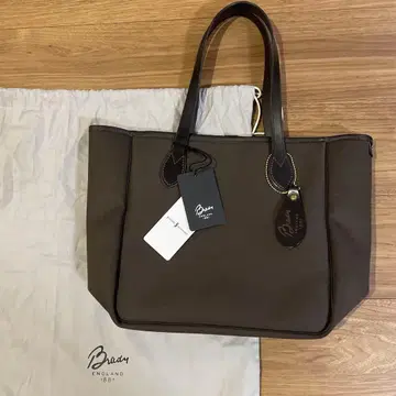 택 포함 새상품 Brady 별주 토트백