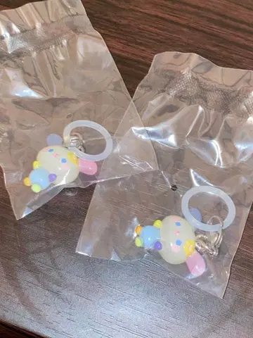 [ 익명 배송 ] 산리오 윳토메지루시 액세서리 우사하나 2세트