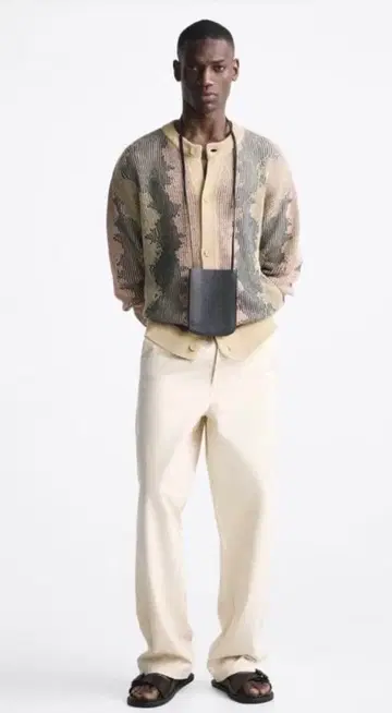 ZARA 추상 디자인 자카드 가디건 XL 새상품급