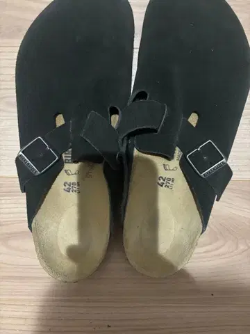 블랙 스웨이드 샌들 42