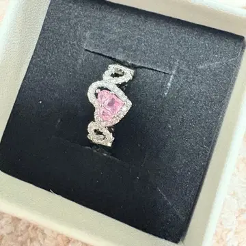 엘레강트한 하트 모양 핑크 반지