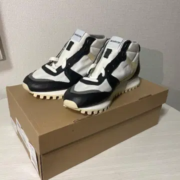 미사용 새상품 NOVESTA / 노베스타 / 스니커즈