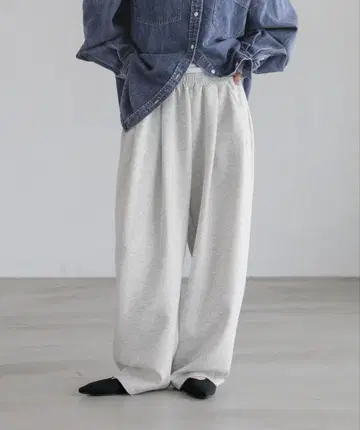 미사용 새상품 LOWRYS FARM 컷 이지 코쿤 팬츠 그레이 S