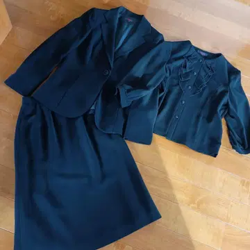 새상품급 YUKI TORII parisma 포멀 3종 세트