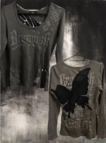 그레이 버터플라이 모티브 긴팔 T셔츠 Y2K 펑크 그런지