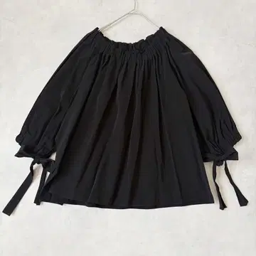 유나이티드 애로우즈 개더 블라우스 블랙 38 소매 리본 오프숄더