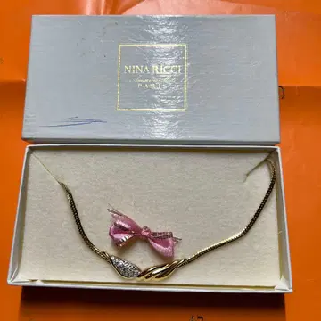 NINA RICCI 골드톤 목걸이