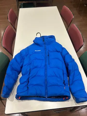 MAMMUT 다운 자켓 후드 부착 파랑