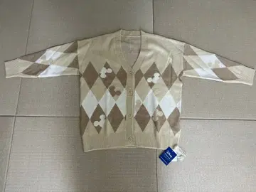 새상품 디즈니 베이지 긴팔 가디건 L