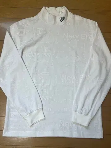 New Era 화이트 긴팔 셔츠 하이넥
