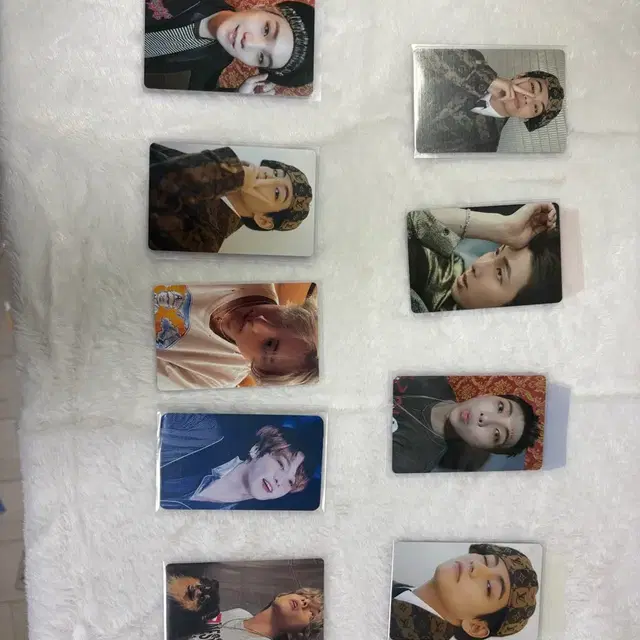 방탄소년단 포토카드 판매합니다 (RM,뷔,정국,슈가)