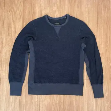 wings+horns 네이비 맨투맨 와플 원단