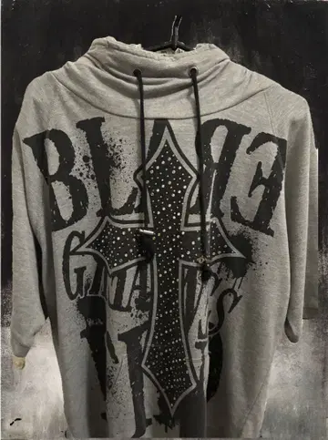 그레이 크로스 디자인 후드티 펑크