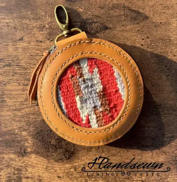 핸드메이드 오르테가 무늬 원형 파우치