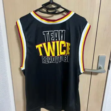 TEAM TWICE MOMO 64 바스켓 저리