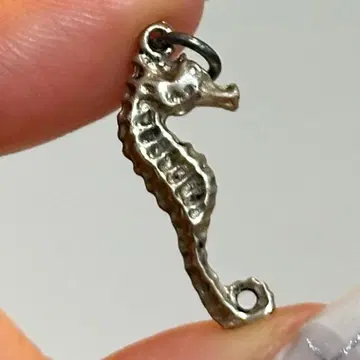 용의 낙수석 펜던트