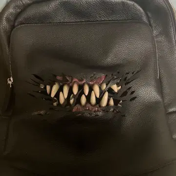 MALICIOUS.X 크리처 백팩