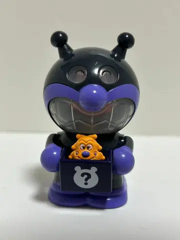 세균맨 빛나는 피규어