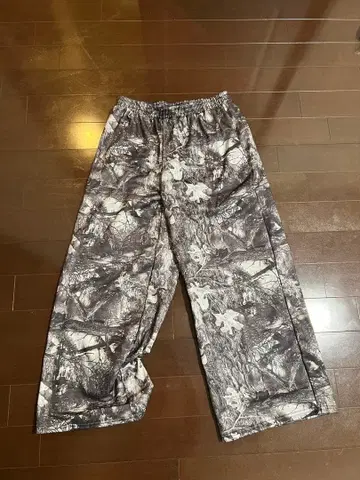 리얼트리 스웨트 팬츠