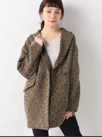 SLOBE IENA 레오파드 자카드 숏코트