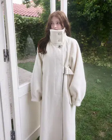 MELLOWNEON 2WAY 스탠드 카라 사이드 벨트 롱 코트