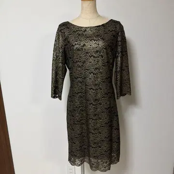 새상품급 IVANKA TRUMP 이반카 트럼프 자수 원피스 정품