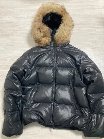 DUVETICA VEGA 매트 블랙 사이즈 46 내 포켓 찢김 있음