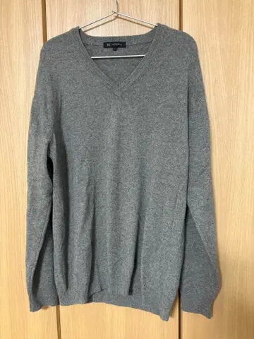 HENRI-LUC CHAPUIS 그레이 V넥 캐시미어 100% 니트