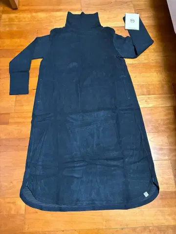 [ 새상품 ] 시로야 이치간 터틀 롱 원피스 S~M 사이즈 따뜻한 소재