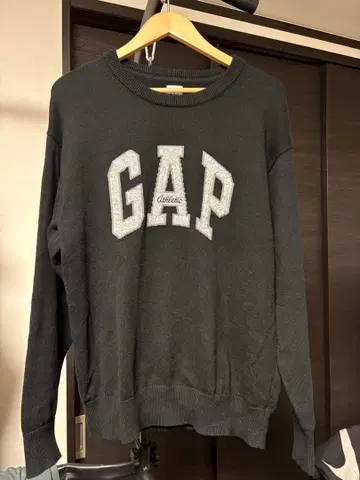 GAP 로고 니트 블랙 S 사이즈