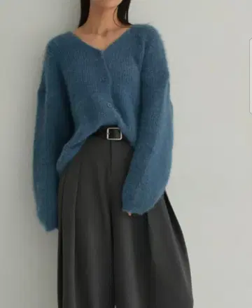 라비쉬 게이트 샤기 니트 가디건