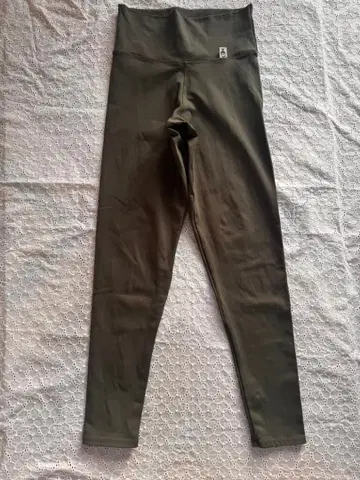 린더웍스 미사용 카키 S사이즈 레깅스