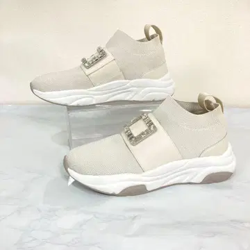 플러스 다이애나 크리스탈 버클 니트 삭스 스니커즈 23cm