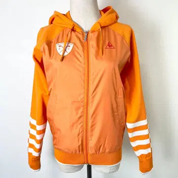 새상품급 르꼬끄 니트 절개 후드티 오렌지 스포츠 웨어 M